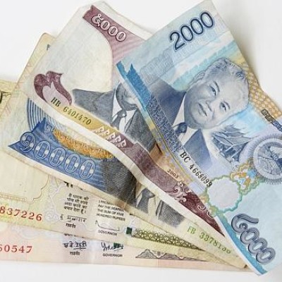 Laos Money and Costs