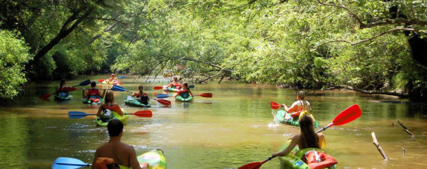 Kayaking at Nam Khan River
