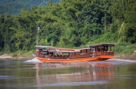 Boat-trip-Huayxai-Luangbrabang